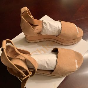 NIB Chloe wedge sandals